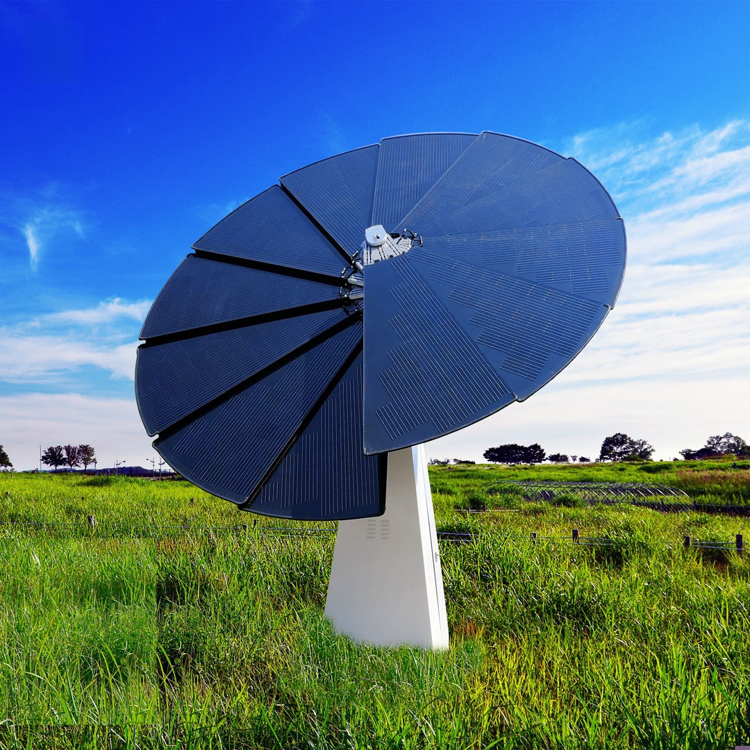 PACETOP solar tracking systems installed in a large-scale photovoltaic power plant.